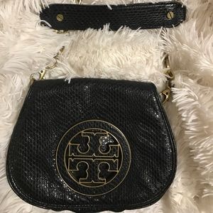 Tory Burch crossbody in amazing condition